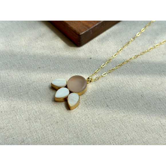 Rose Quartz And Mother Of Pearl Rope Chain Long Gold-plated Necklace