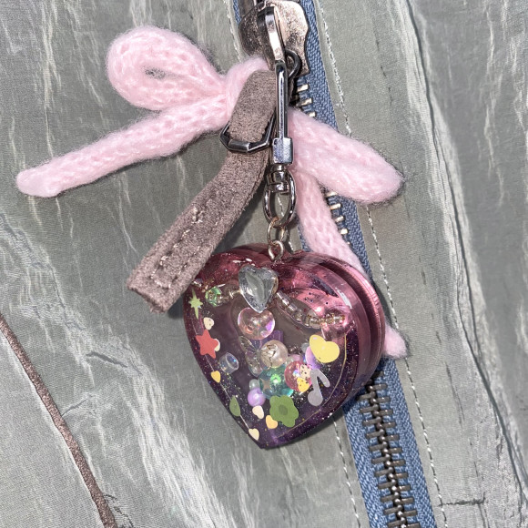 Resin shaker keychain - Pinkish fairies / Gummy