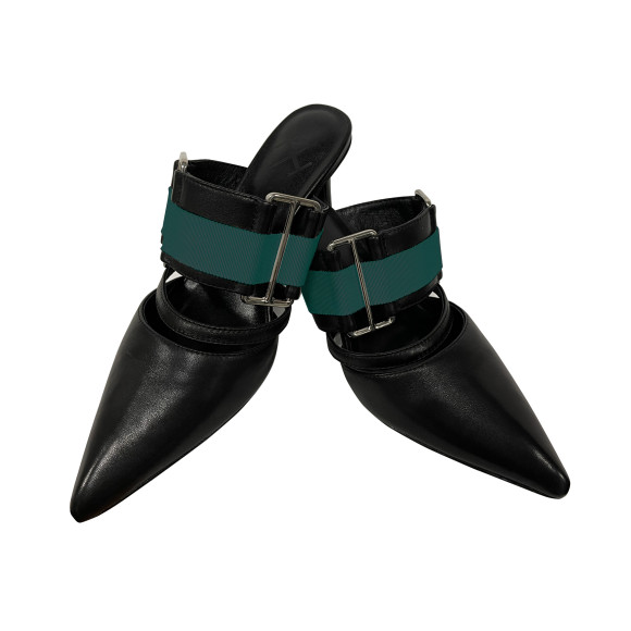 65mm leather pumps (Black with green ribbon)