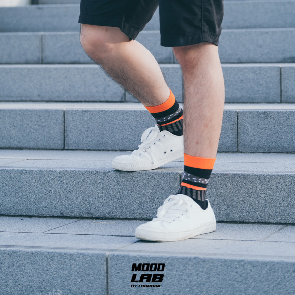 ORANGE TRIBE SOCKS