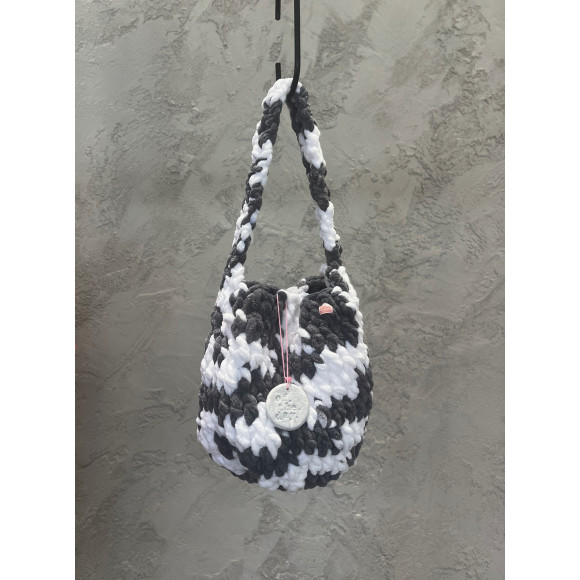 Colour blend baby yarn bucket bag (Grey)