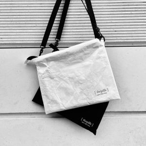 Tyvek® lightweight anti-bacteria & water repellent bag with detachable straps (Kickstarter project)