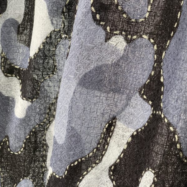 'camoflage' print+emb scarf - Image 6