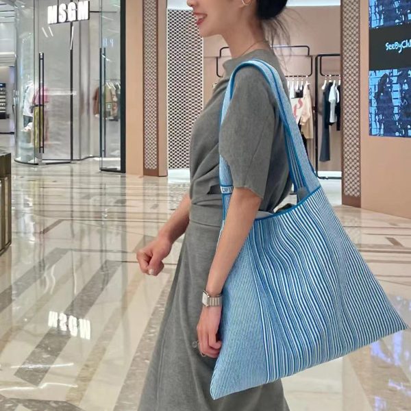 The TO。TE Series- Shopper Paper tote - Image 5