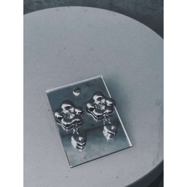 Flowery Heartie Earrings - Image 2