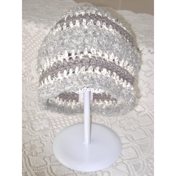 Fluffy Beanie - Image 4