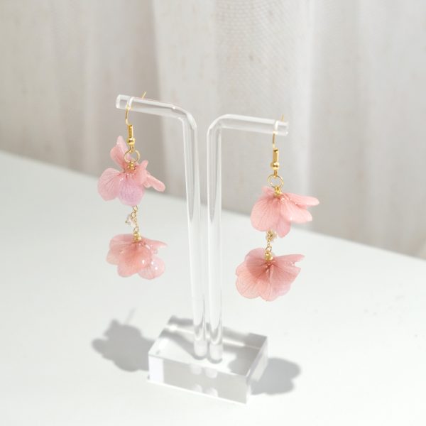 Preserved Hydrangeas Earrings (White / Blue) - Image 5