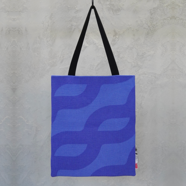SFT Logo Knit Tote Bag - Image 8