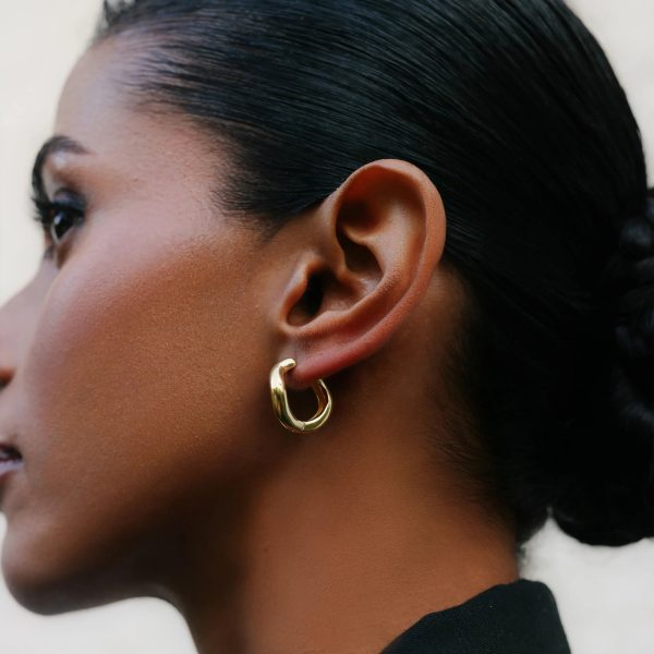 Essentia Athena Hoops Medium  in 18kt Gold vermeil - Image 4