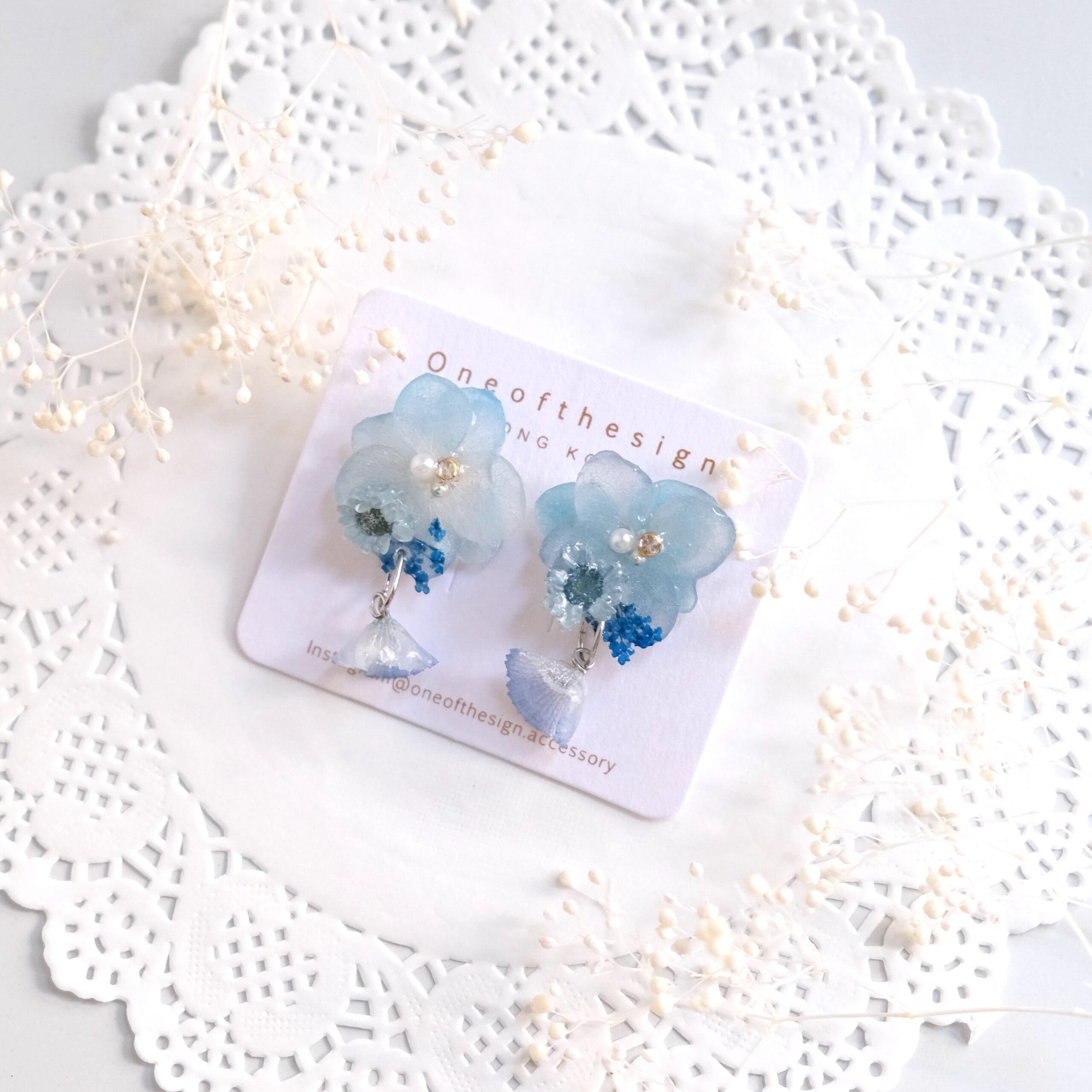 Preserved Hydrangeas Earrings - Blue