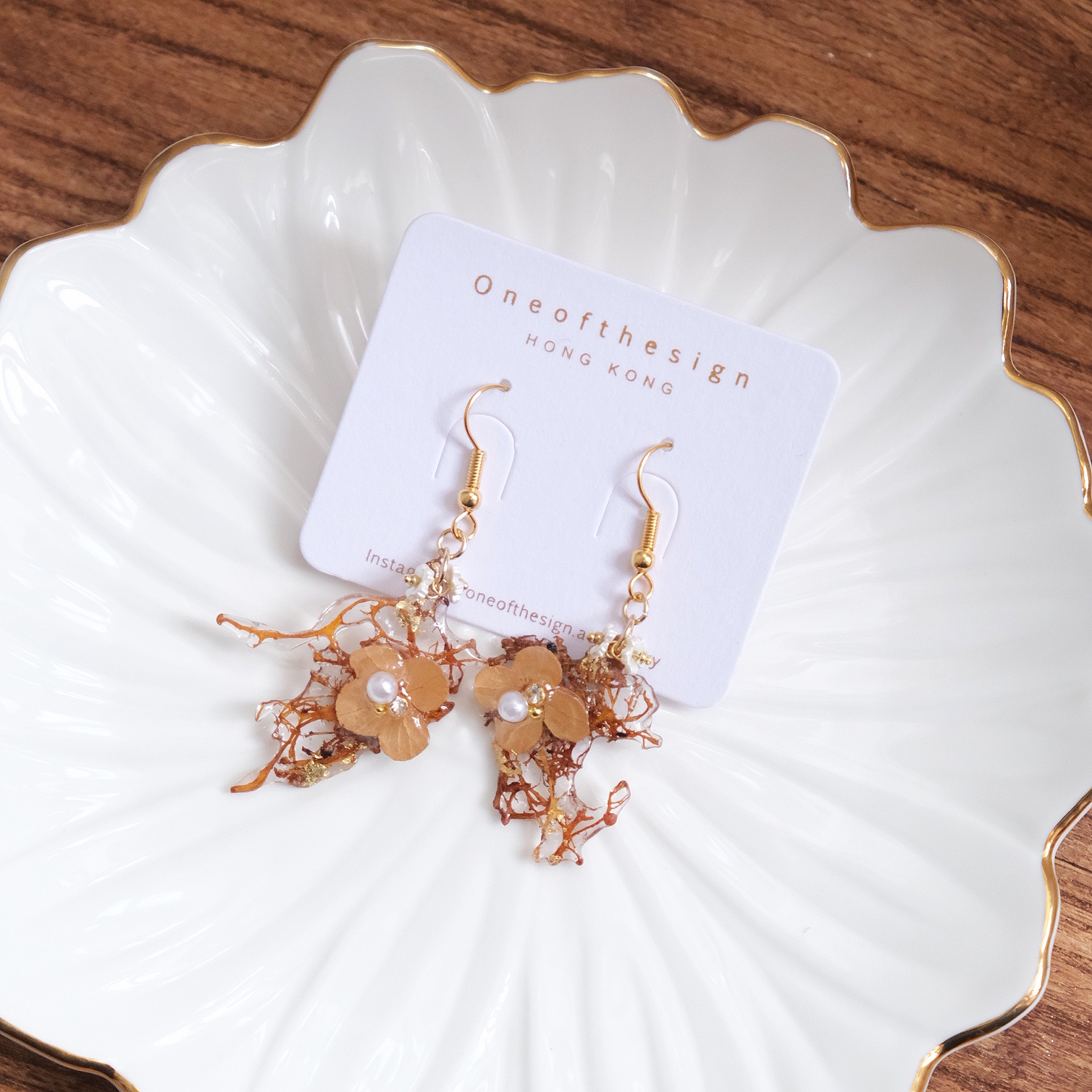 Preserved Hydrangeas x Seaweed Drop Earrings